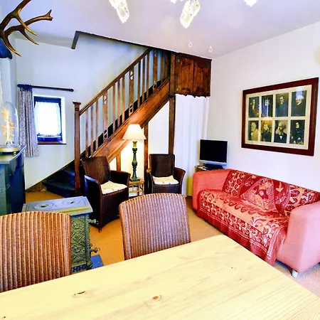 Comfortable Villa, Paliseul, Cleaning Included Paliseul