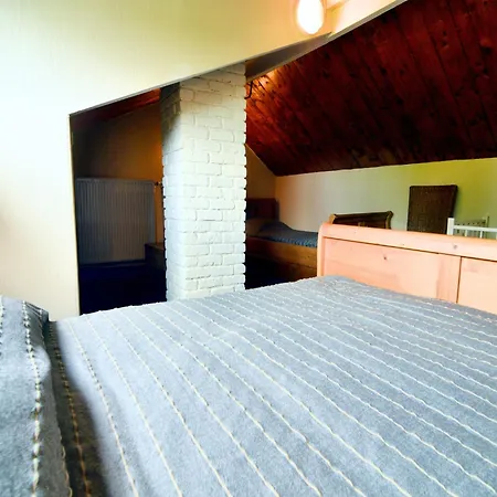 Comfortable Villa, Paliseul, Cleaning Included Vakantiehuis