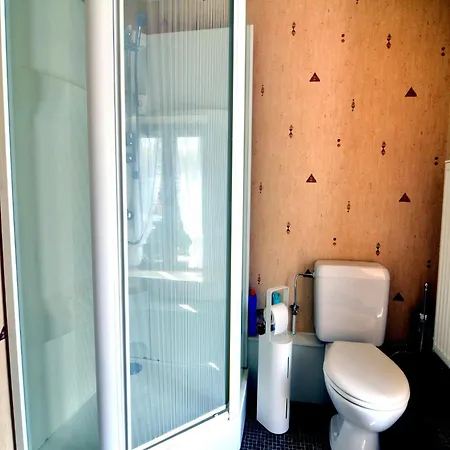 Vakantiehuis Comfortable Villa, Paliseul, Cleaning Included